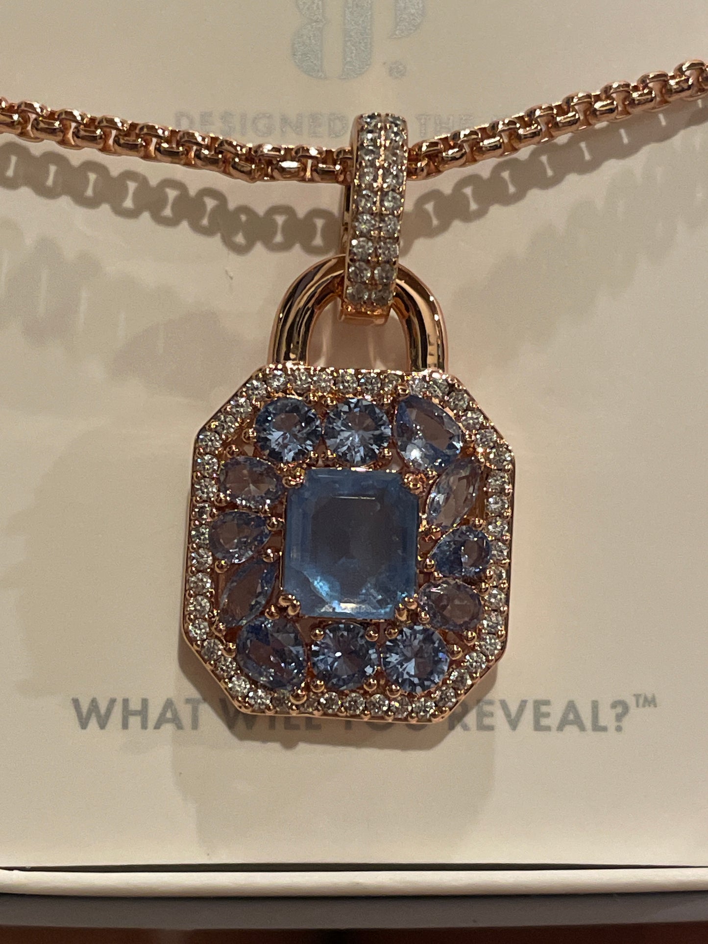 Effortless Glow Necklace